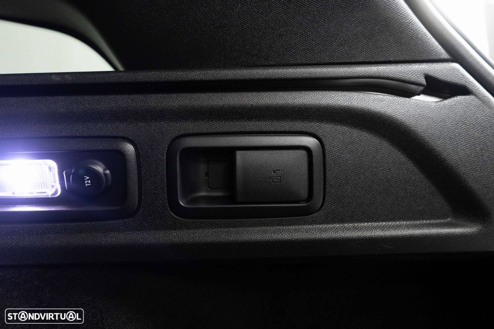 Peugeot 308 SW 1.6 Hybrid GT Pack e-EAT8 - 15