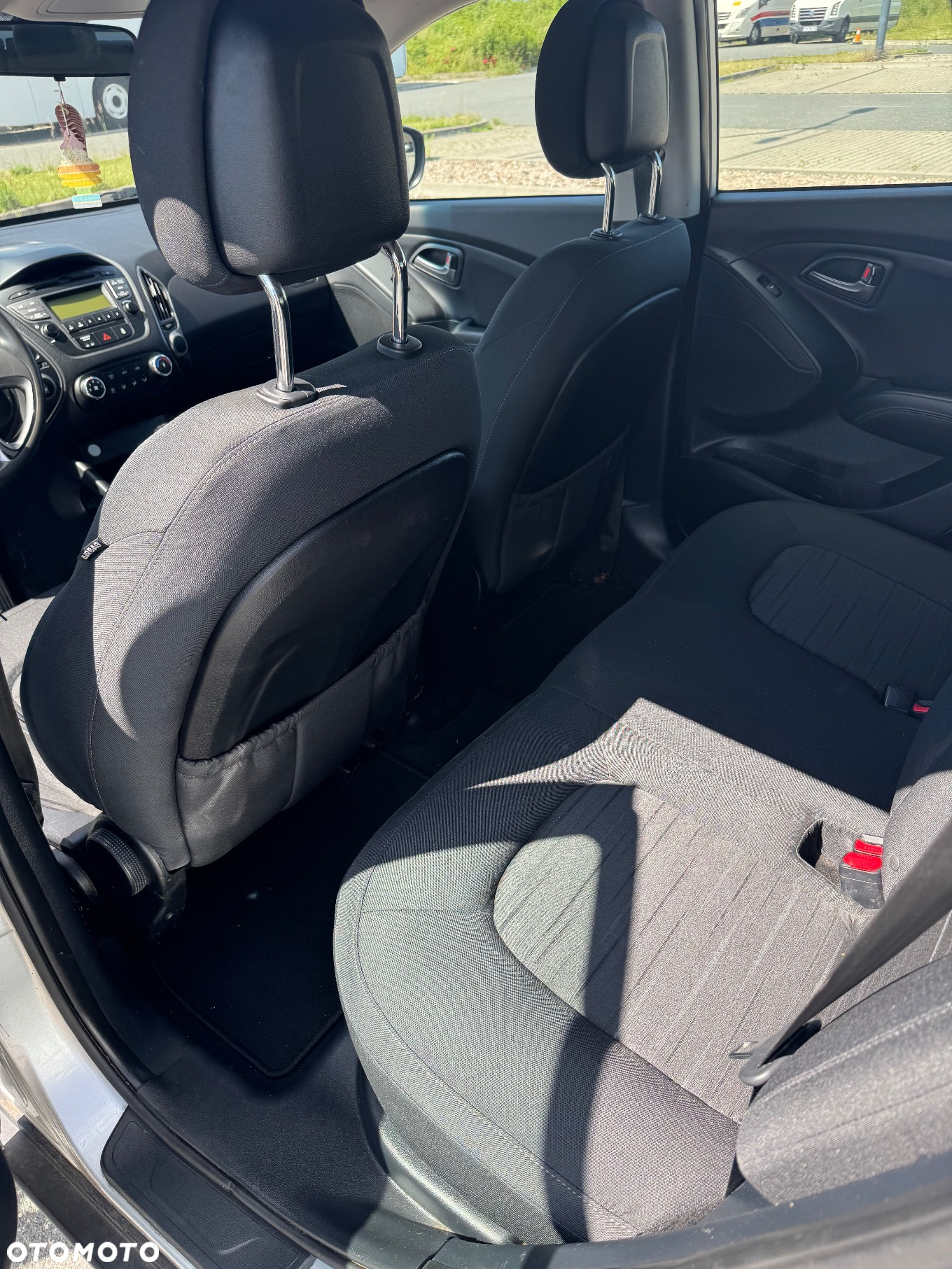 Hyundai ix35 1.6 2WD blue Trend - 12