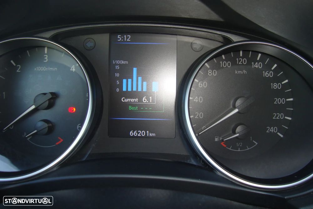 Nissan Qashqai 1.5 dCi N-Connecta J18+Led - 21