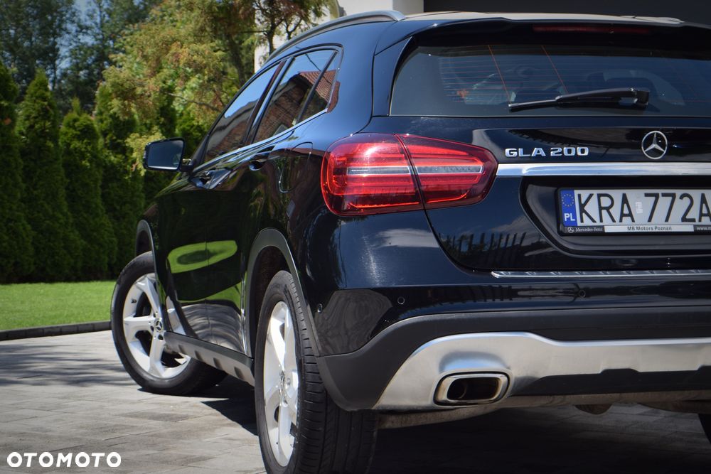 Mercedes-Benz GLA 200 7G-DCT Style - 9