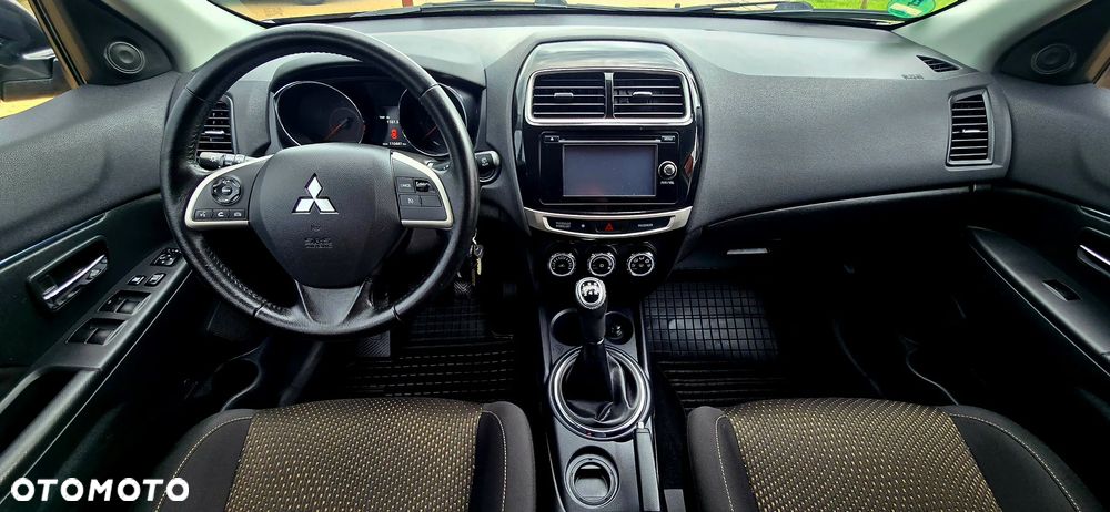 Mitsubishi ASX - 21