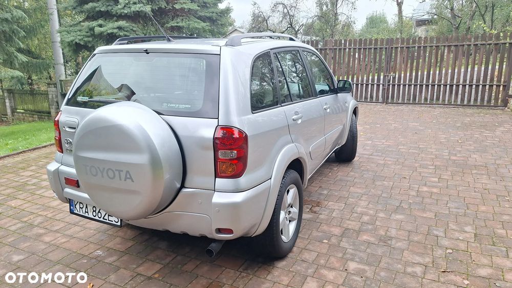Toyota RAV4 2.0 D-4D Sol - 19