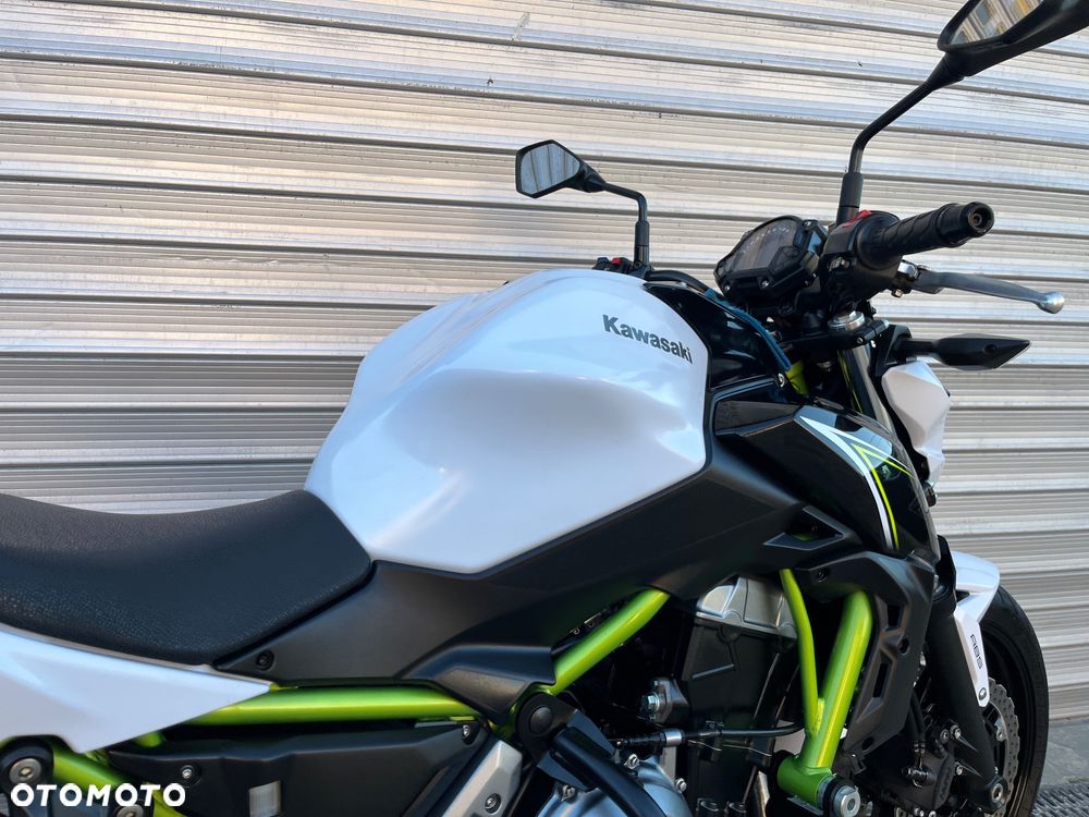 Kawasaki Z 650 - 17