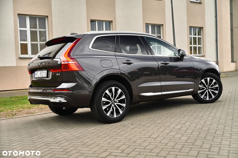 Volvo XC 60 B4 D Plus Bright - 14