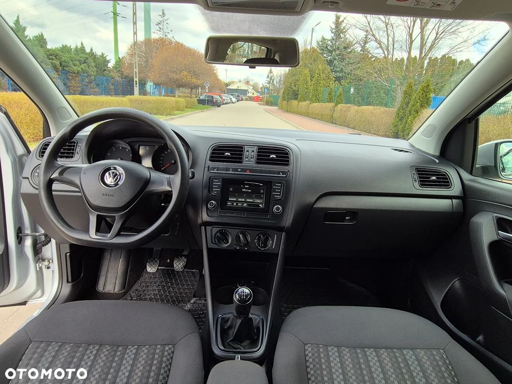 Volkswagen Polo - 14