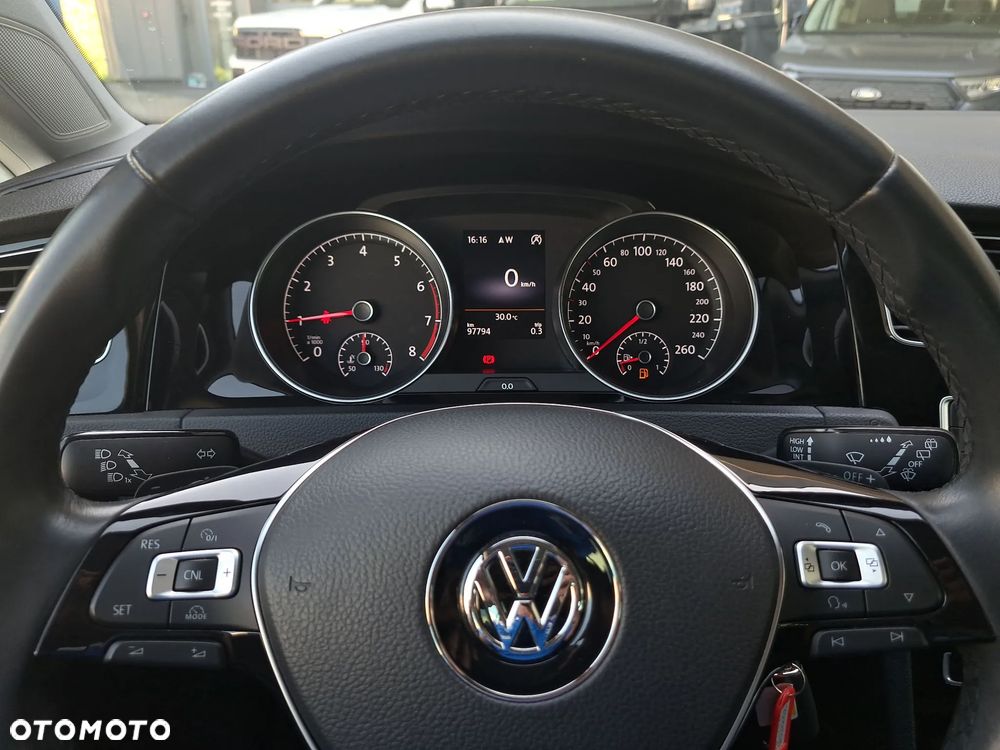 Volkswagen Golf 1.4 TSI BMT Highline DSG - 32