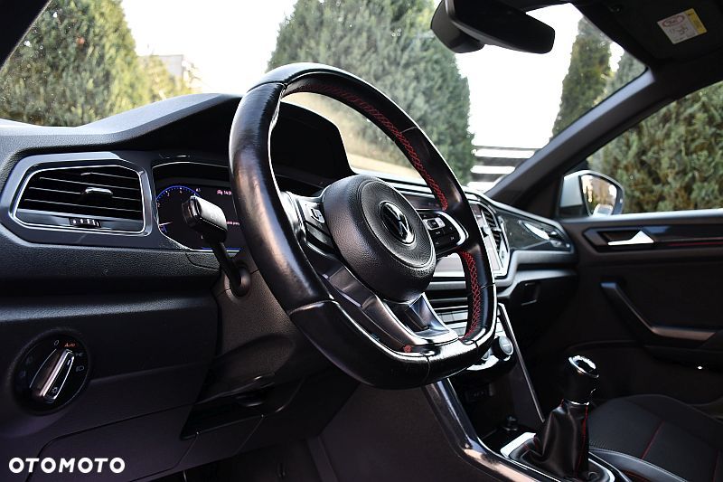 Volkswagen T-Roc 1.5 TSI OPF Style - 11
