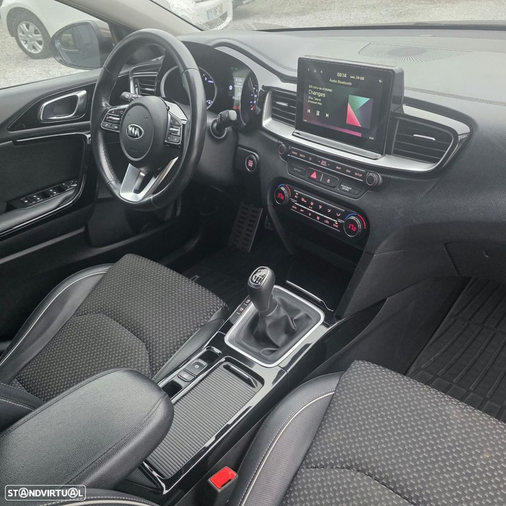 Kia Ceed 1.0 T-GDI GT Line - 33