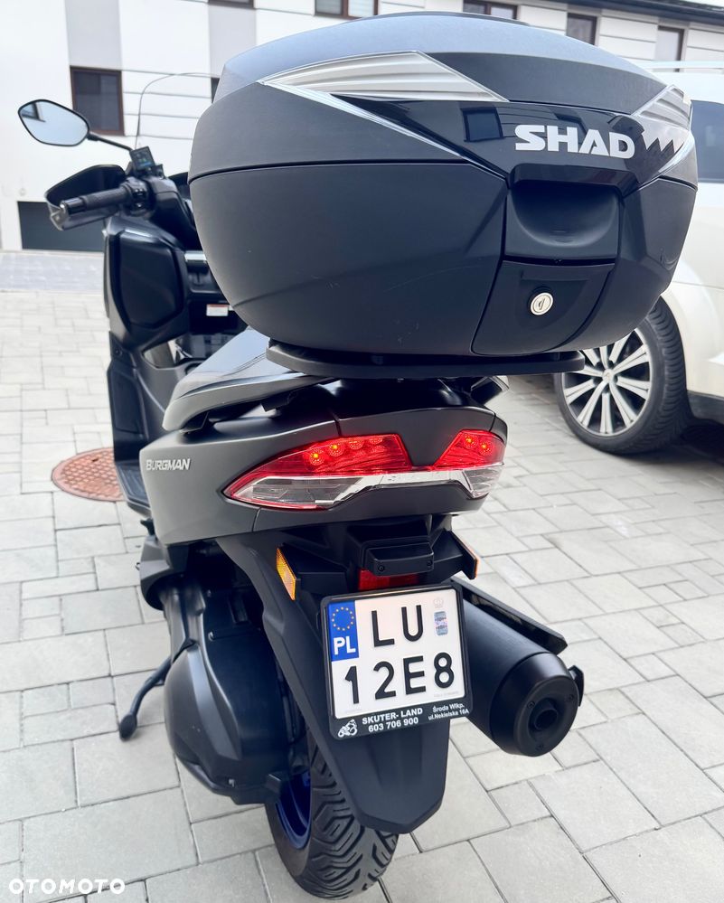 Suzuki Burgman - 17