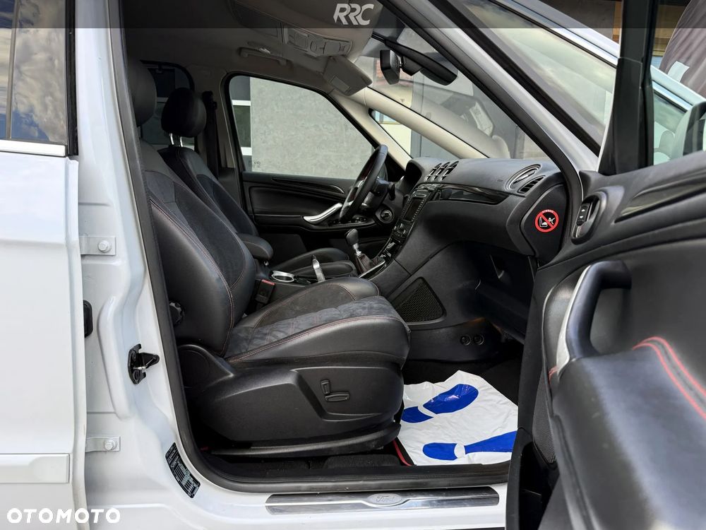 Ford S-Max 2.2 TDCi DPF Titanium - 23