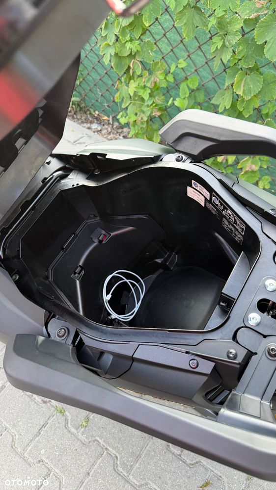 Honda NSS - 9