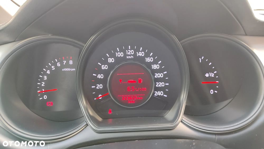 Kia Ceed 1.6 GDI SW Edition 7 - 21