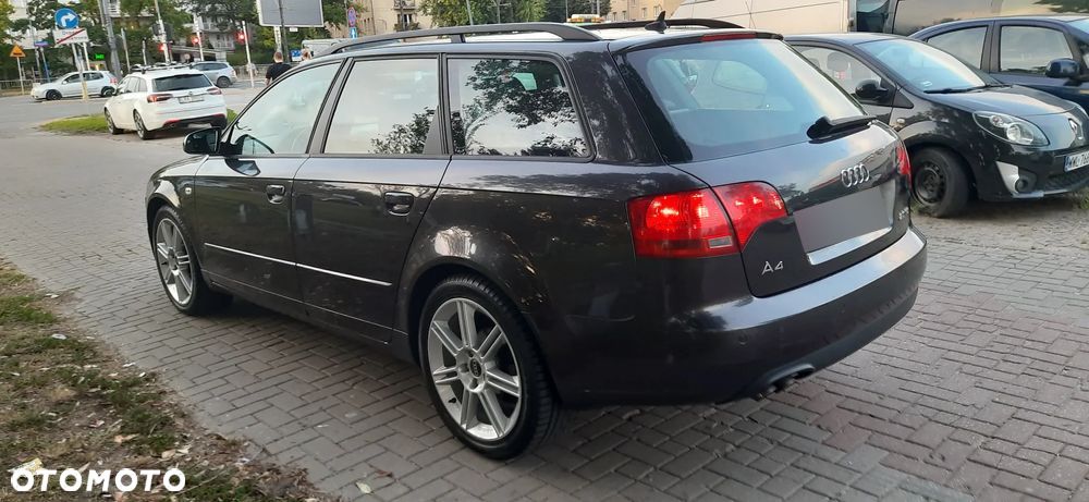 Audi A4 - 4