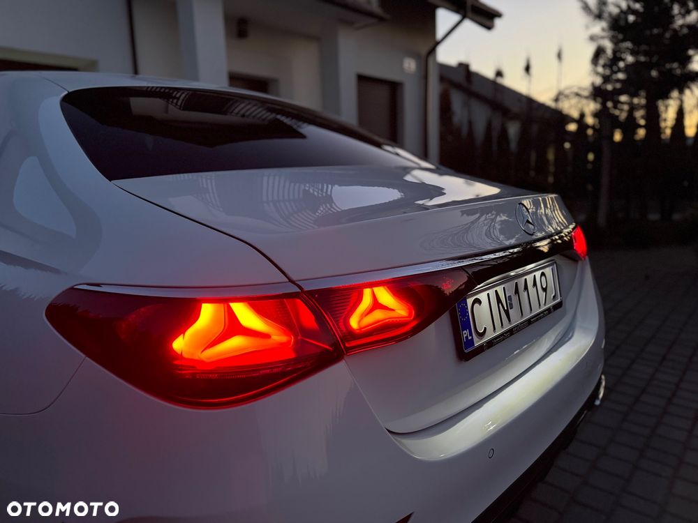 Mercedes-Benz Klasa E 220 d AMG - 12