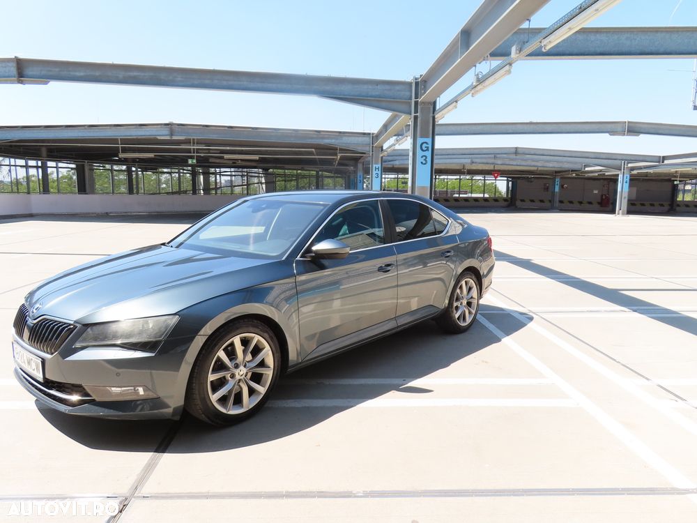 Skoda Superb 2.0 TDI 4X4 DSG Style - 2
