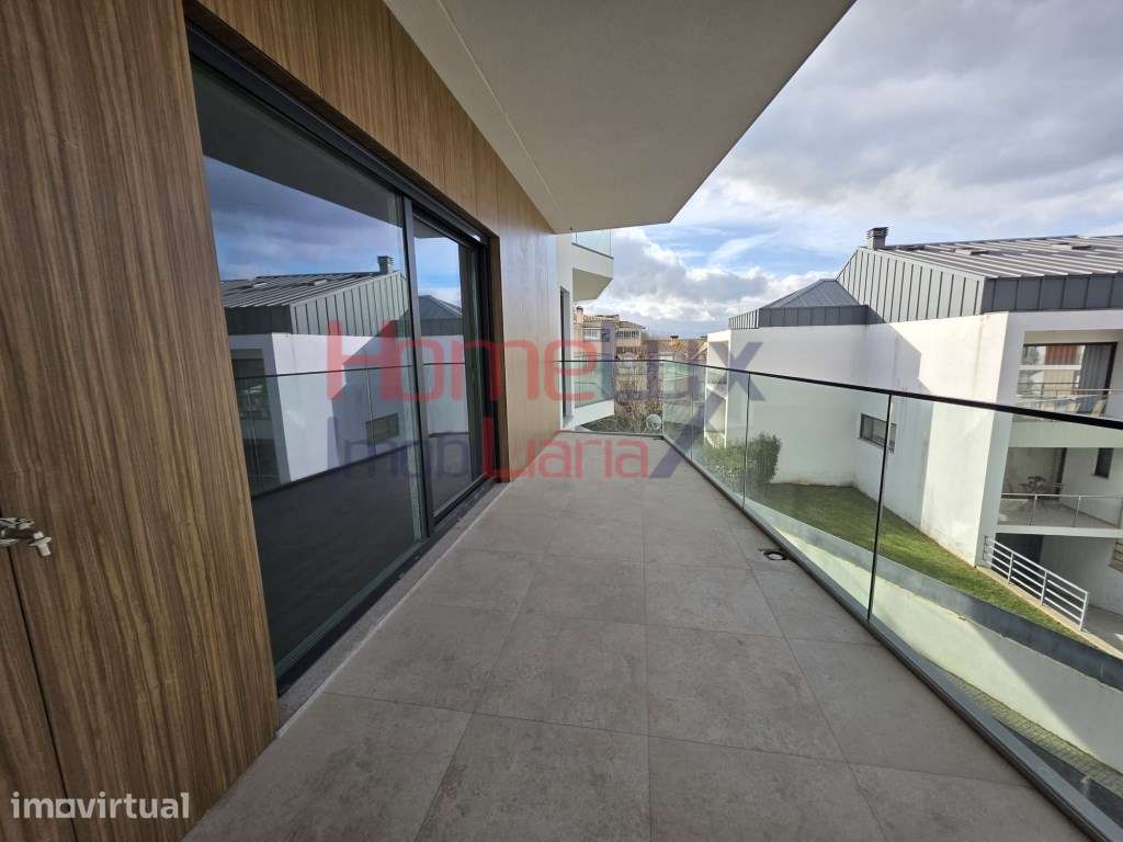 Apartamento T5 na Quinta do Bosque - Grande imagem: 3/38