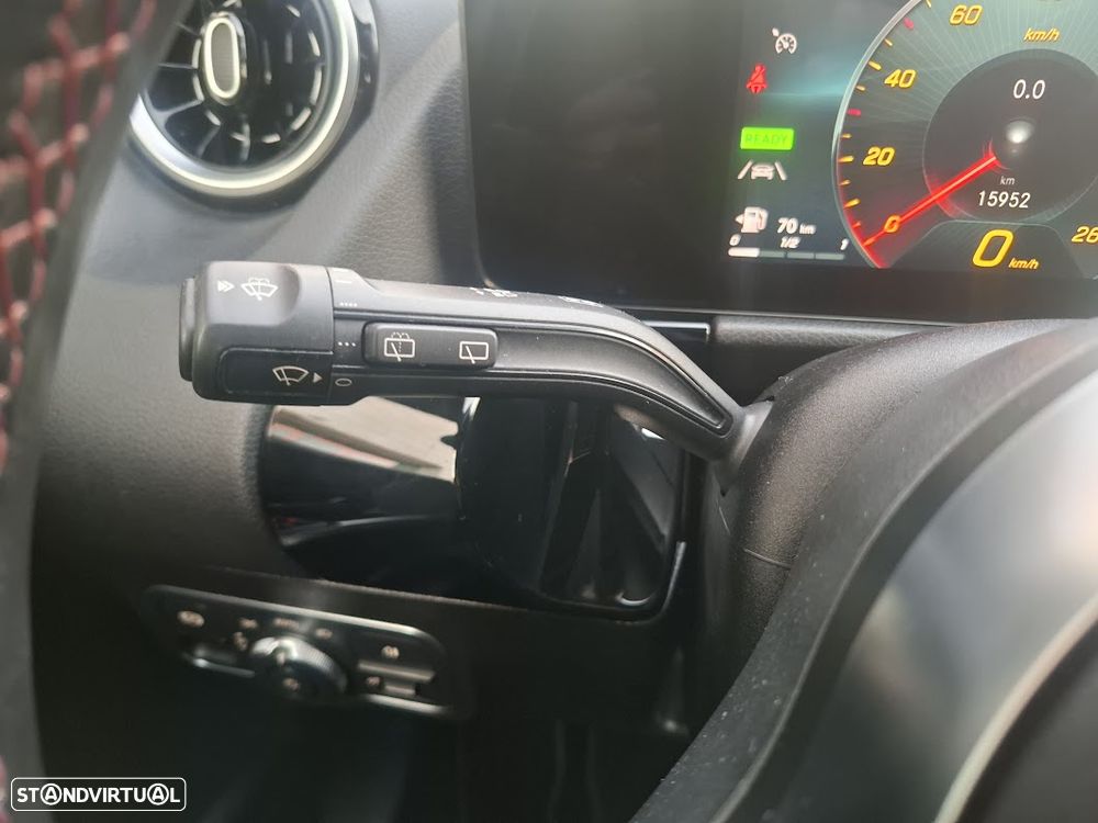 Mercedes-Benz GLA 250 e 8G-DCT AMG Line - 29