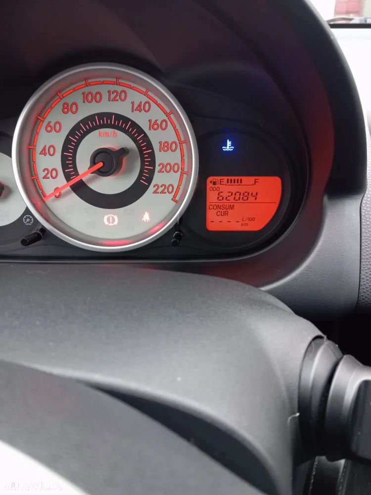 Mazda 2 1.5i GT - 8