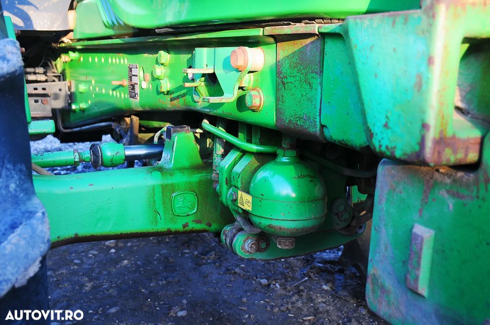John Deere Tractor JD 6920S - 6