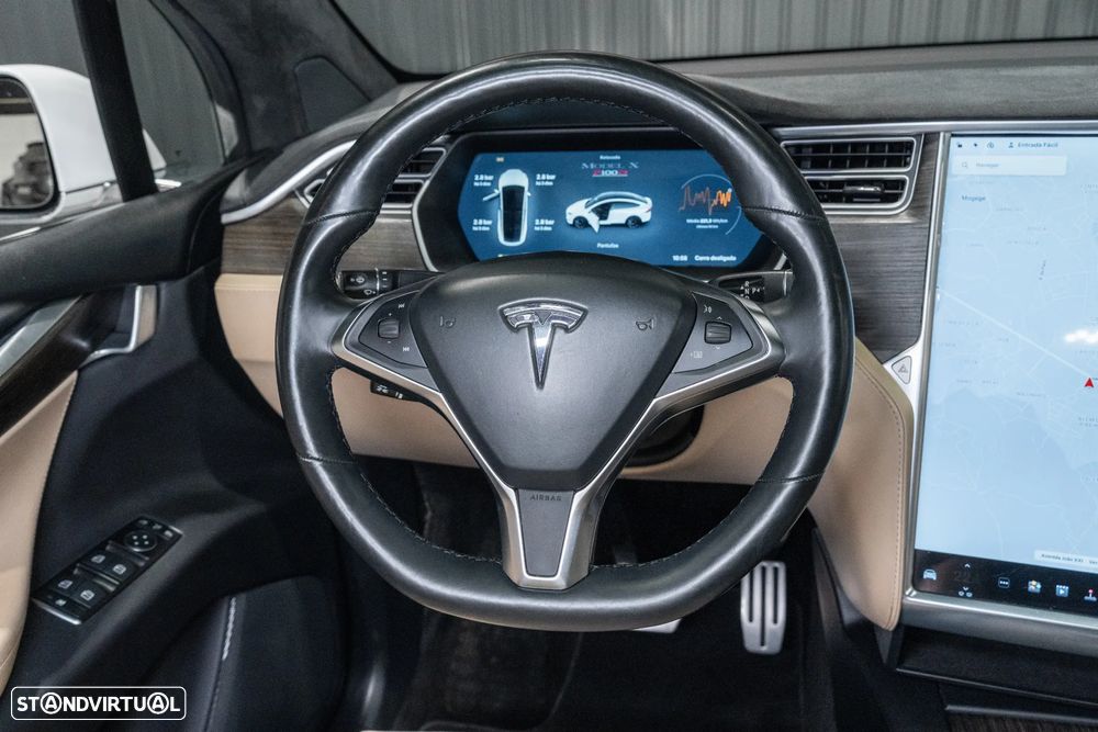 Tesla Model X P100D - 10