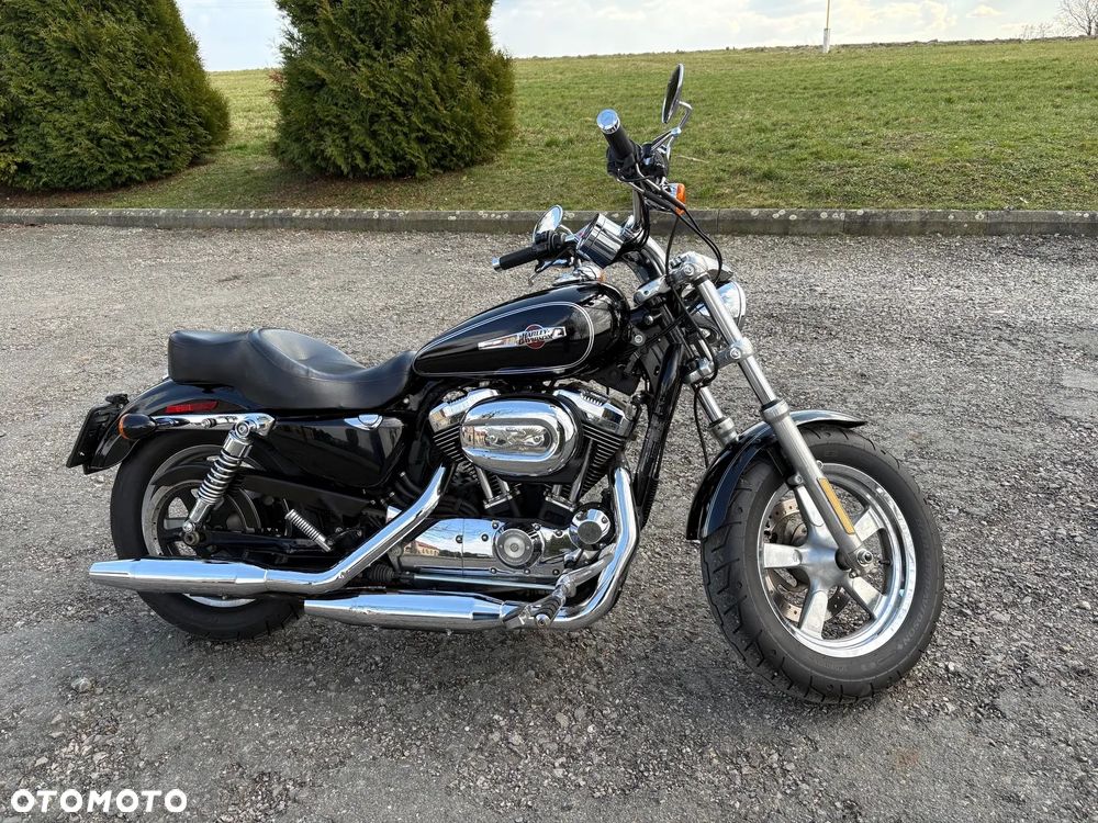 Harley-Davidson Sportster Custom 1200C - 2