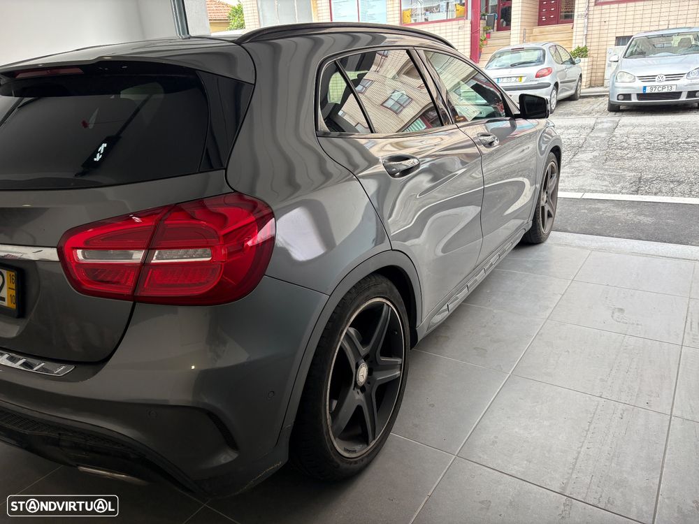 Mercedes-Benz GLA 200 CDi AMG Line - 4