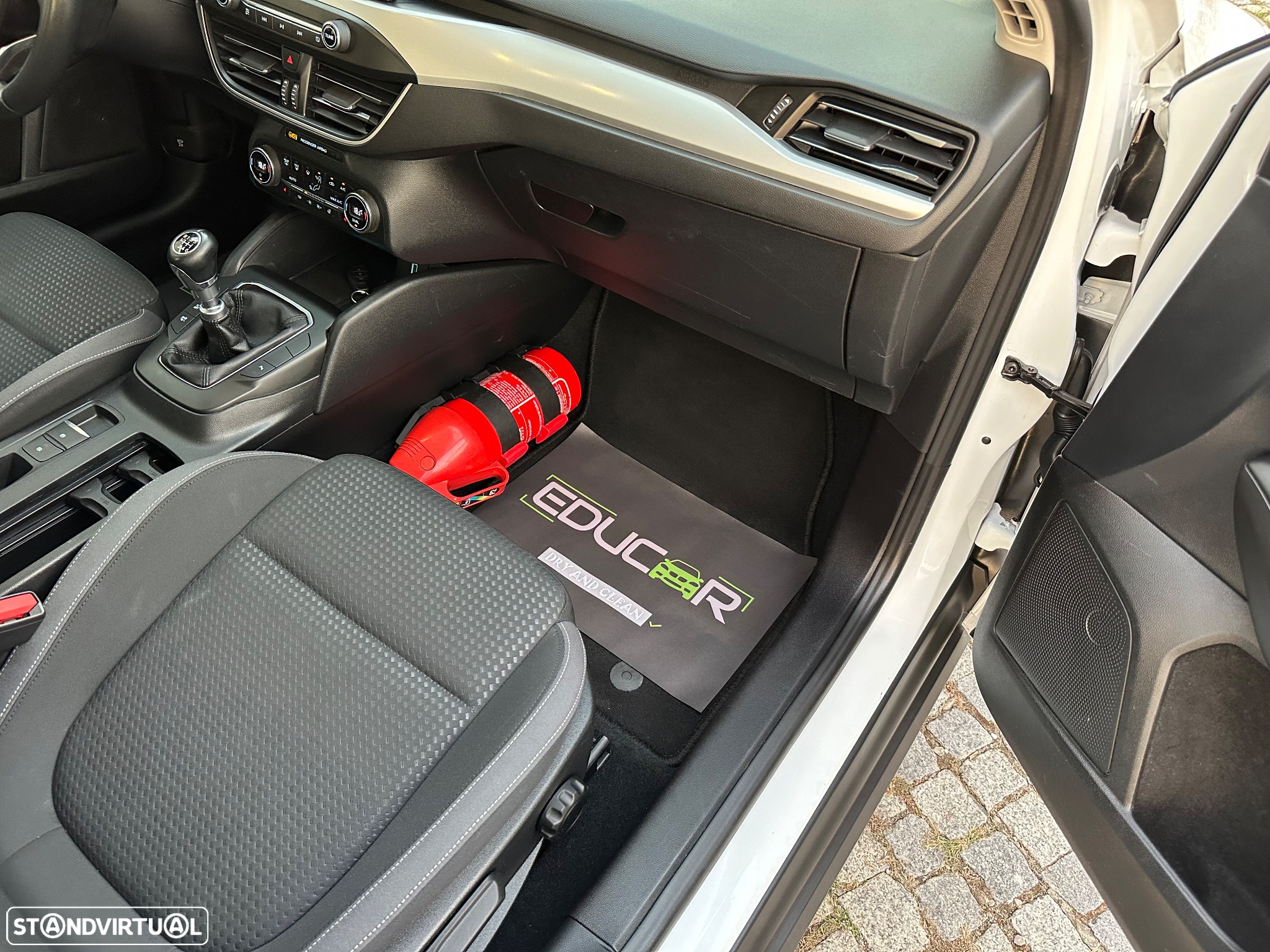 Ford Focus SW 1.5 EcoBlue S&S COOL&CONNECT DESIGN - 28