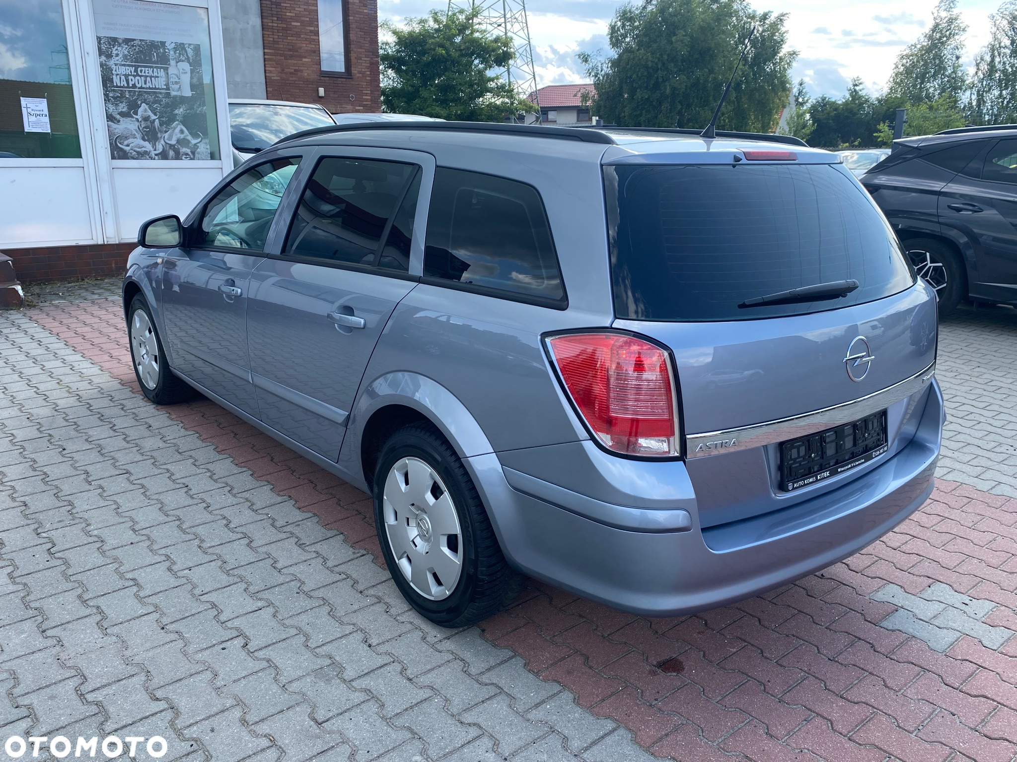 Opel Astra 1.6 Caravan - 8