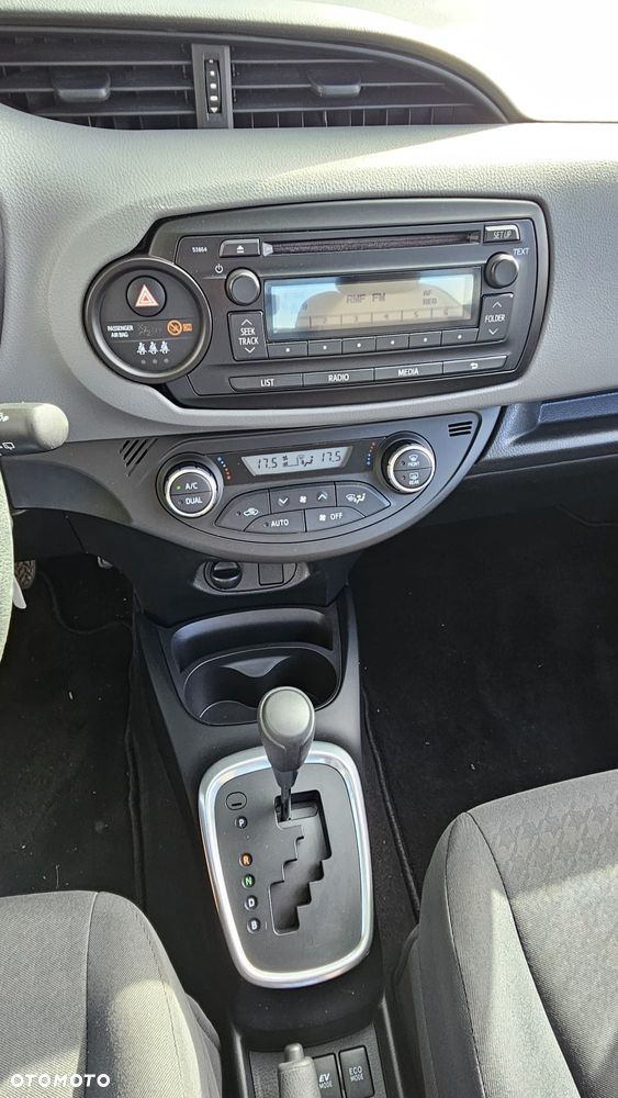 Toyota Yaris - 14