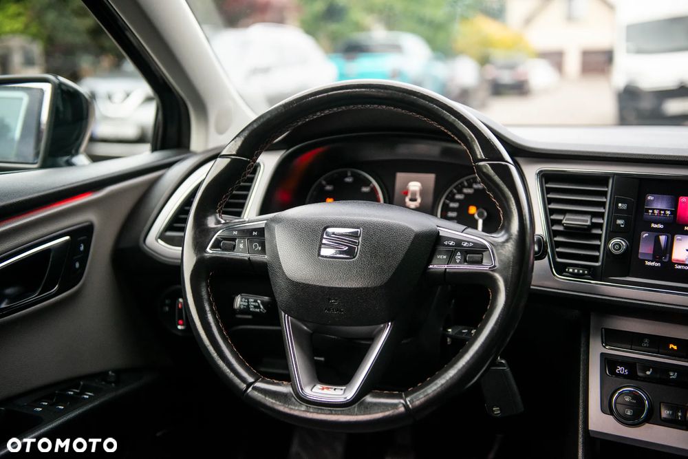 Seat Leon 2.0 TDI DPF XCELLENCE - 32