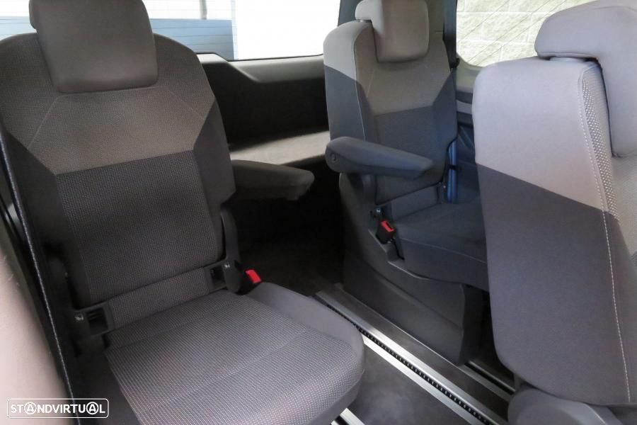 VW Multivan 2.0 TDI Life Longa DSG - 27