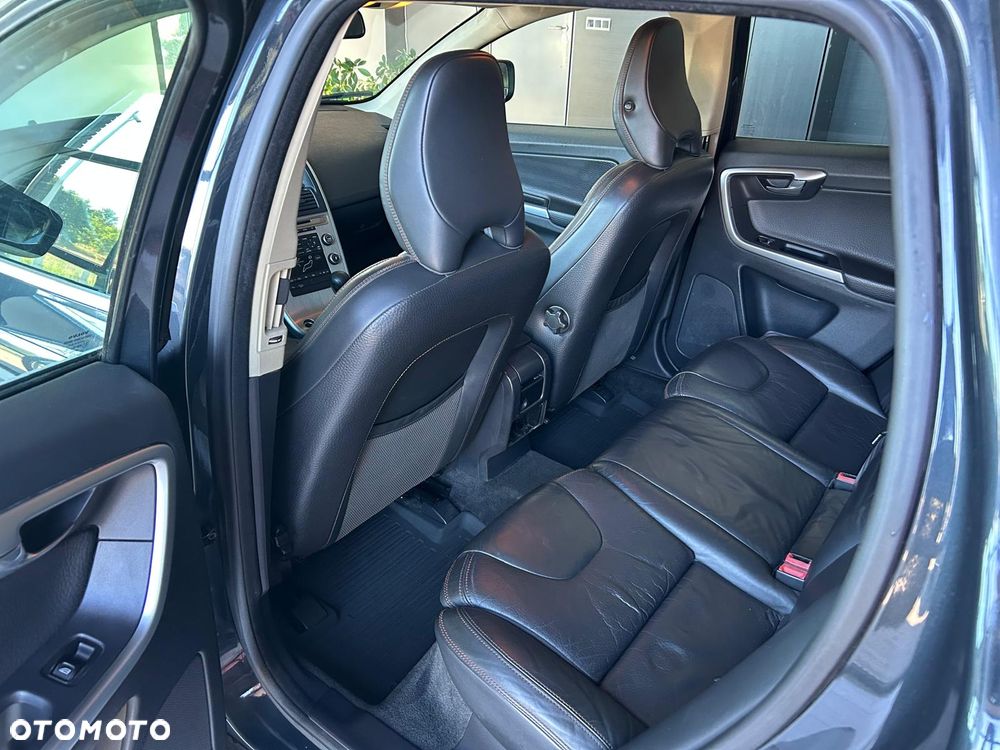 Volvo XC 60 D4 AWD Momentum - 17