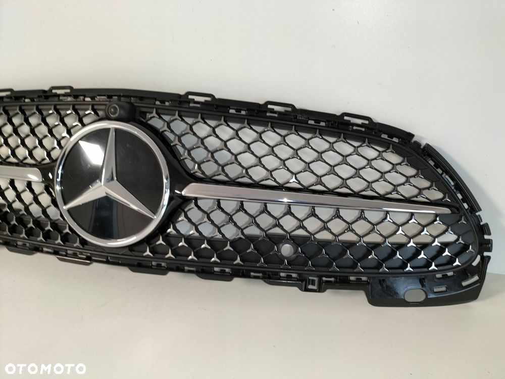 atrapa kratka grill mercedes c klasa w206 21- amg - 3