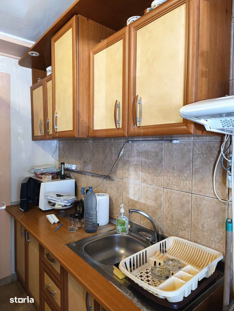 Închiriez apartament 3 camere zona Banatului strada Exercițiu — fotografia 3