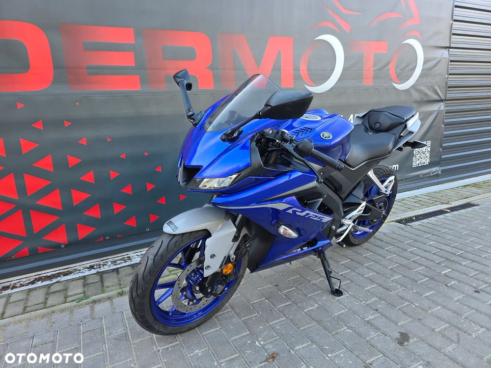 Yamaha YZF - 4