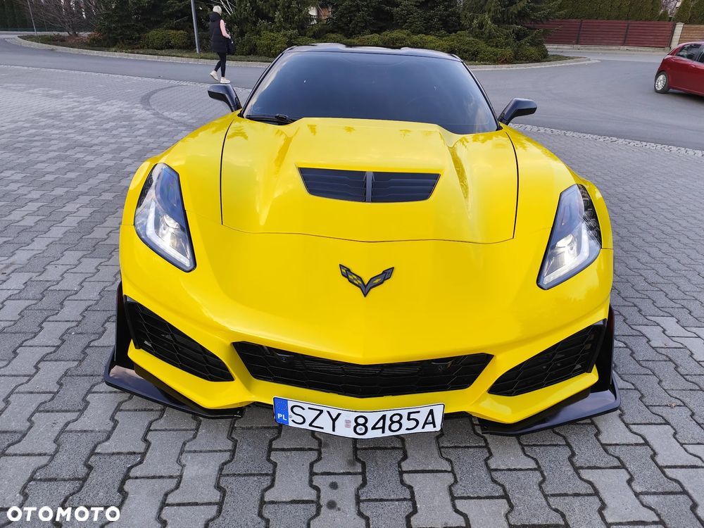 Chevrolet Corvette - 9