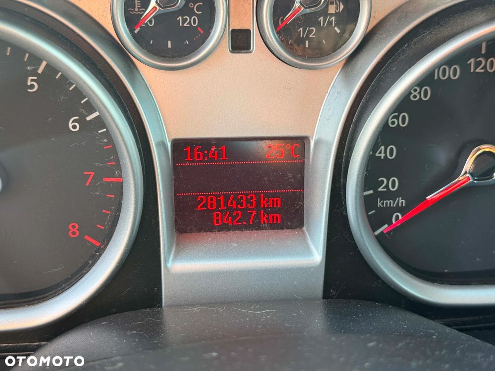 Ford Focus 1.8 Titanium - 16