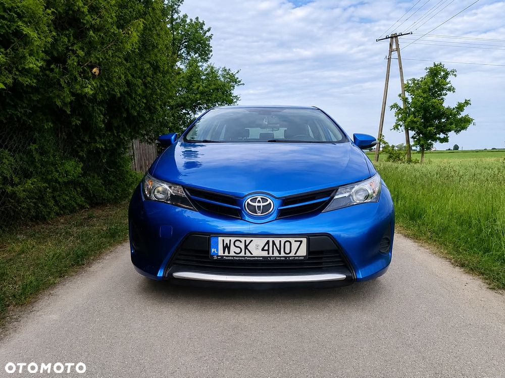 Toyota Auris 1.4 D-4D Life - 4