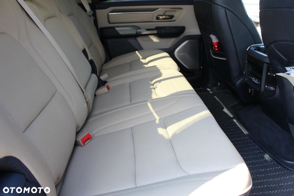 RAM 1500 5.7 Crew Cab Limited - 13