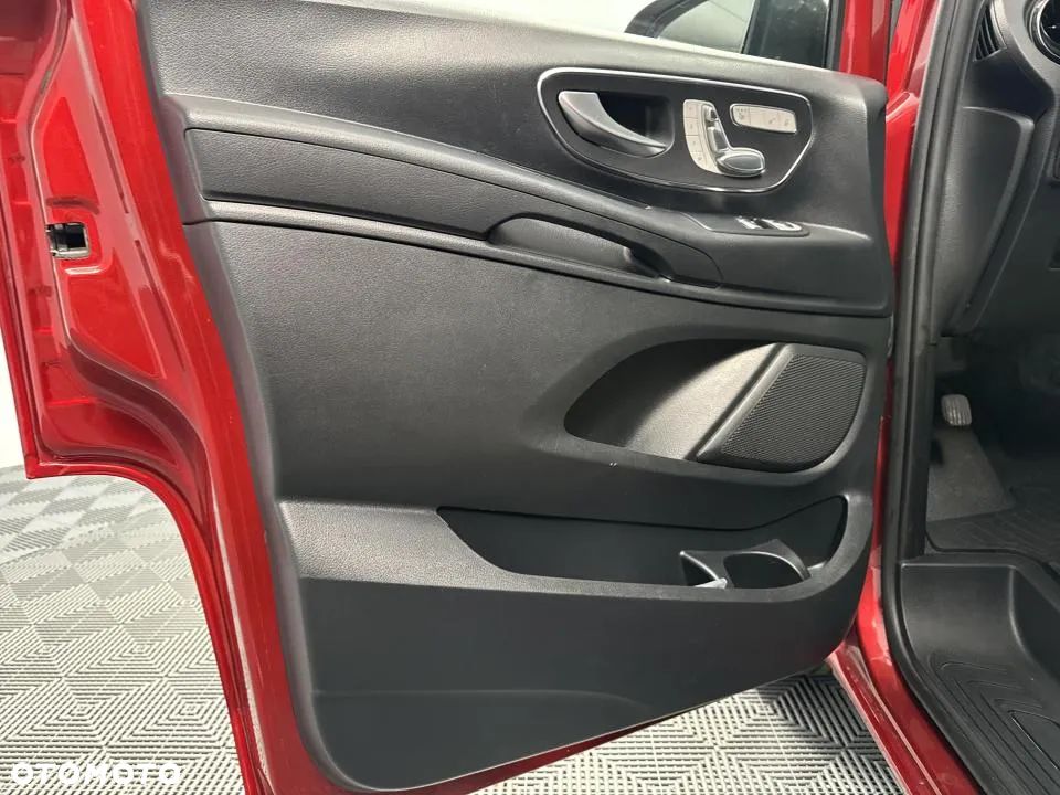 Mercedes-Benz Vito - 10