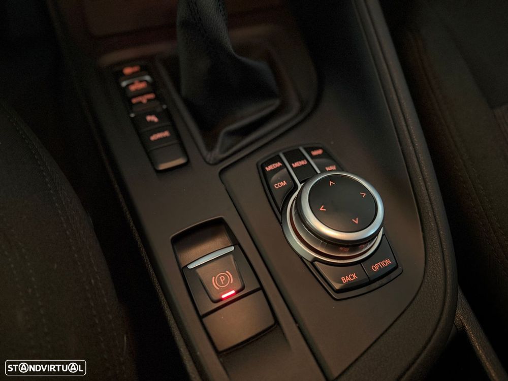 BMW X1 25 e xDrive - 23