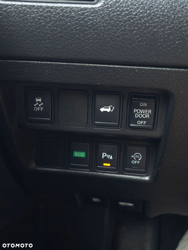 Nissan X-Trail 1.6 DCi Xtronic Tekna - 27