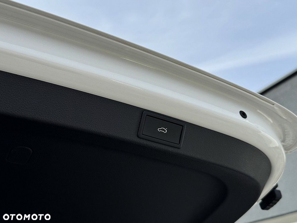 Skoda Octavia 2.0 TDI DSG RS Plus - 17