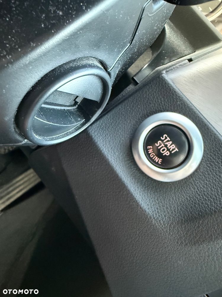 BMW Seria 5 525i - 31