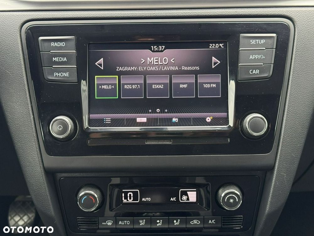 Skoda RAPID Spb 1.0 TSI Ambition - 21