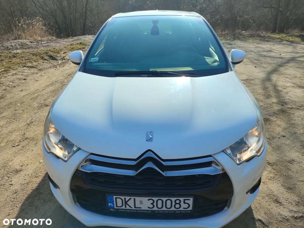 Citroën DS4 1.6 THP SoChic - 11