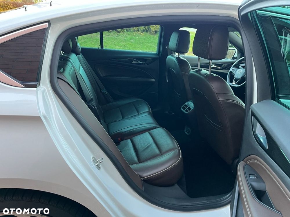 Opel Insignia 2.0 CDTI Executive - 25
