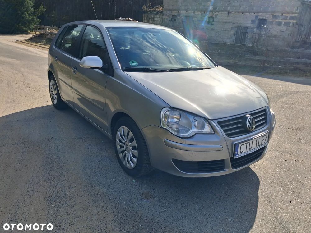 Volkswagen Polo 1.4 16V Trendline - 4