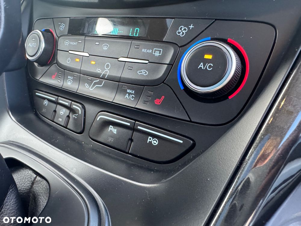 Ford Kuga 2.0 TDCi AWD Titanium - 12