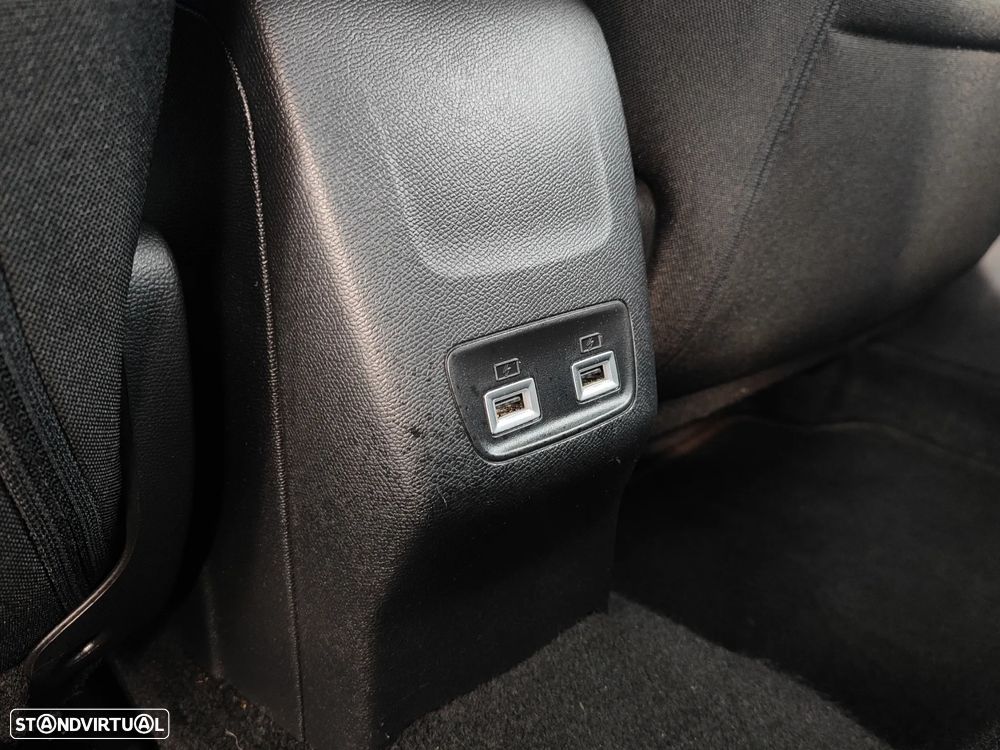 Peugeot e-208 50 kWh Active - 11